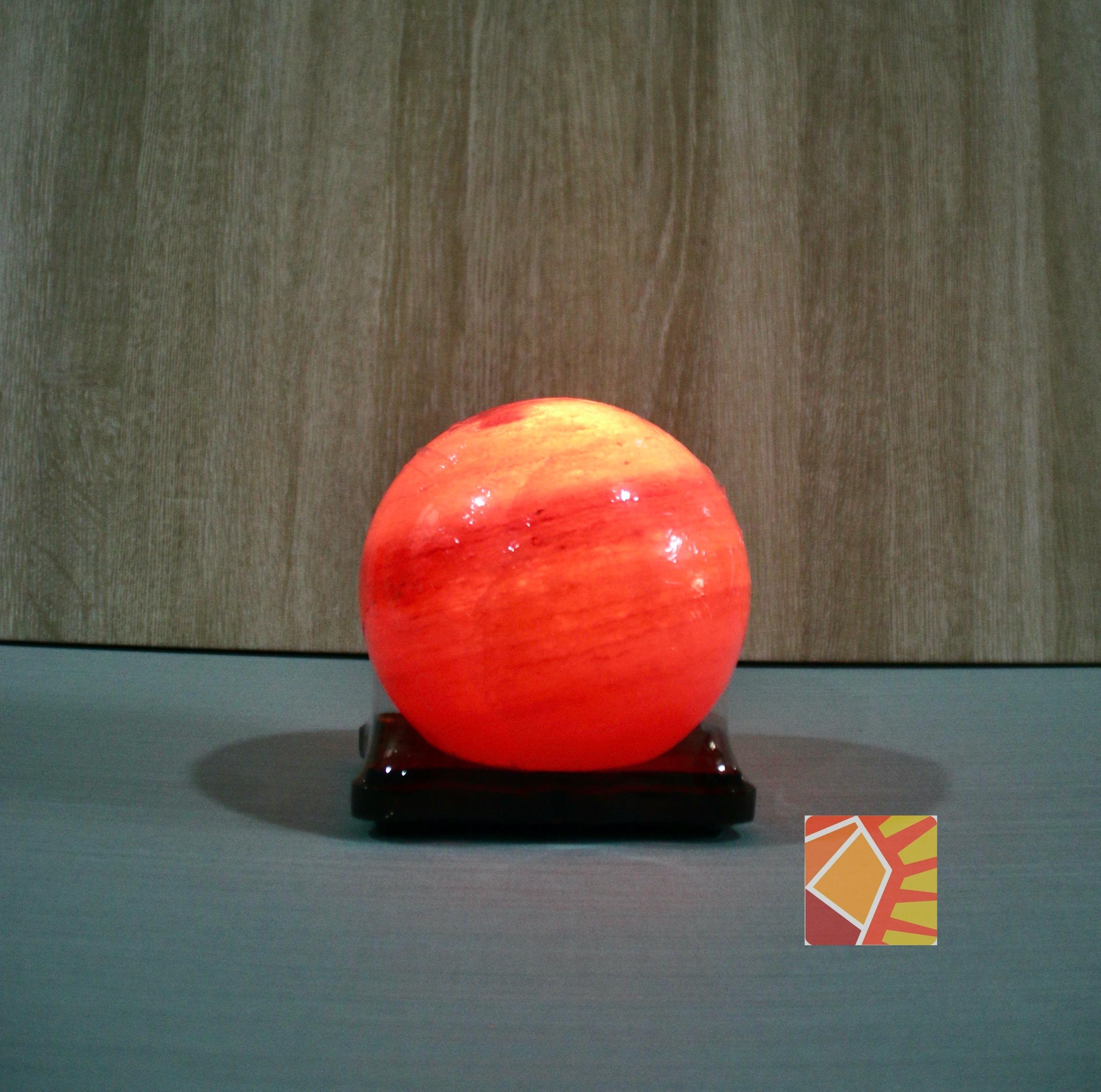 <有球必應> 鴿血紅圓型造型鹽燈 (6吋)