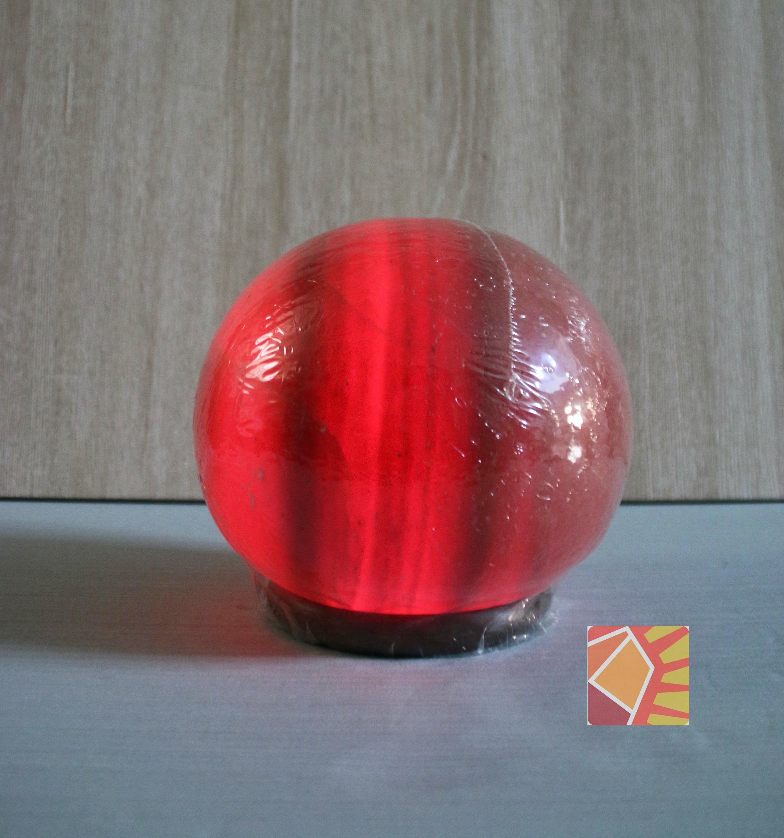 ＜有球必應＞ 鴿血紅圓球8吋造型鹽燈